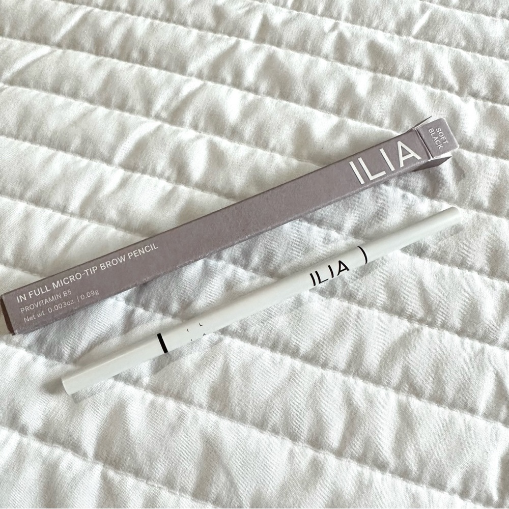 ILIA In Full Micro-Tip Brow Pencil Soft Black .003 oz / .09 g